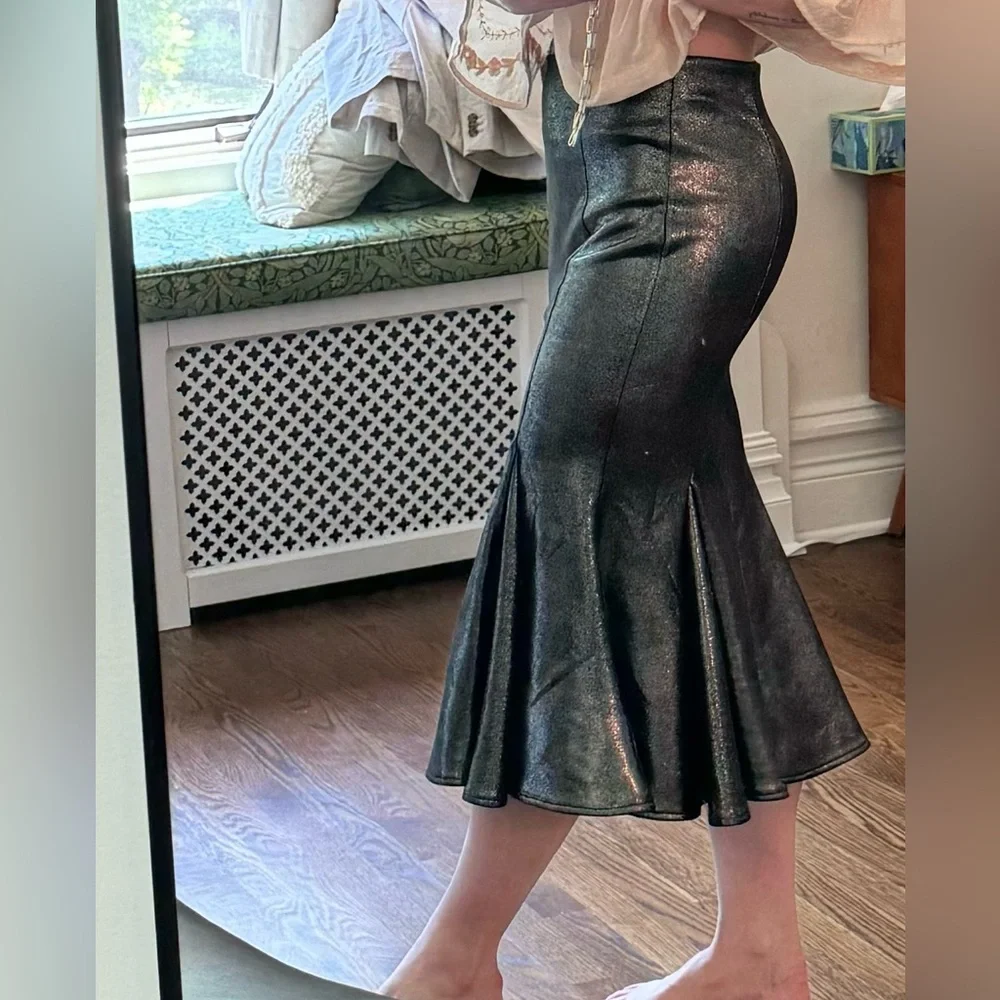 Akira fishtail midi skirt - Picture 1 of 6